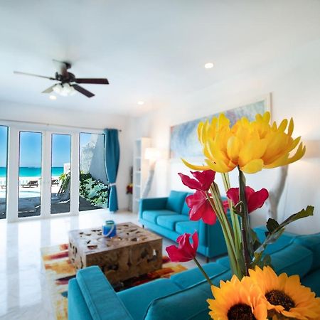 Caprice 9 - Oceanfront Villa - Gated Community With Pool แนสซอ ภายนอก รูปภาพ
