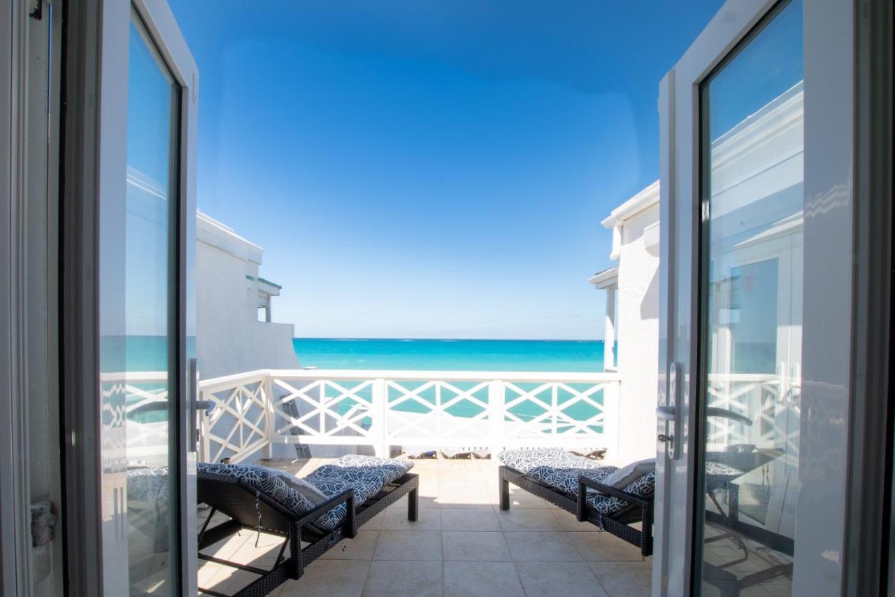 Caprice 9 - Oceanfront Villa - Gated Community With Pool แนสซอ ภายนอก รูปภาพ